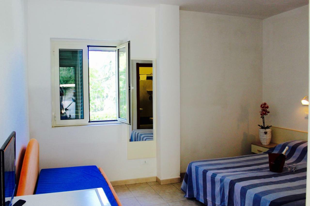 Villaggio Club Baia Di Paradiso Aldeamento Turístico